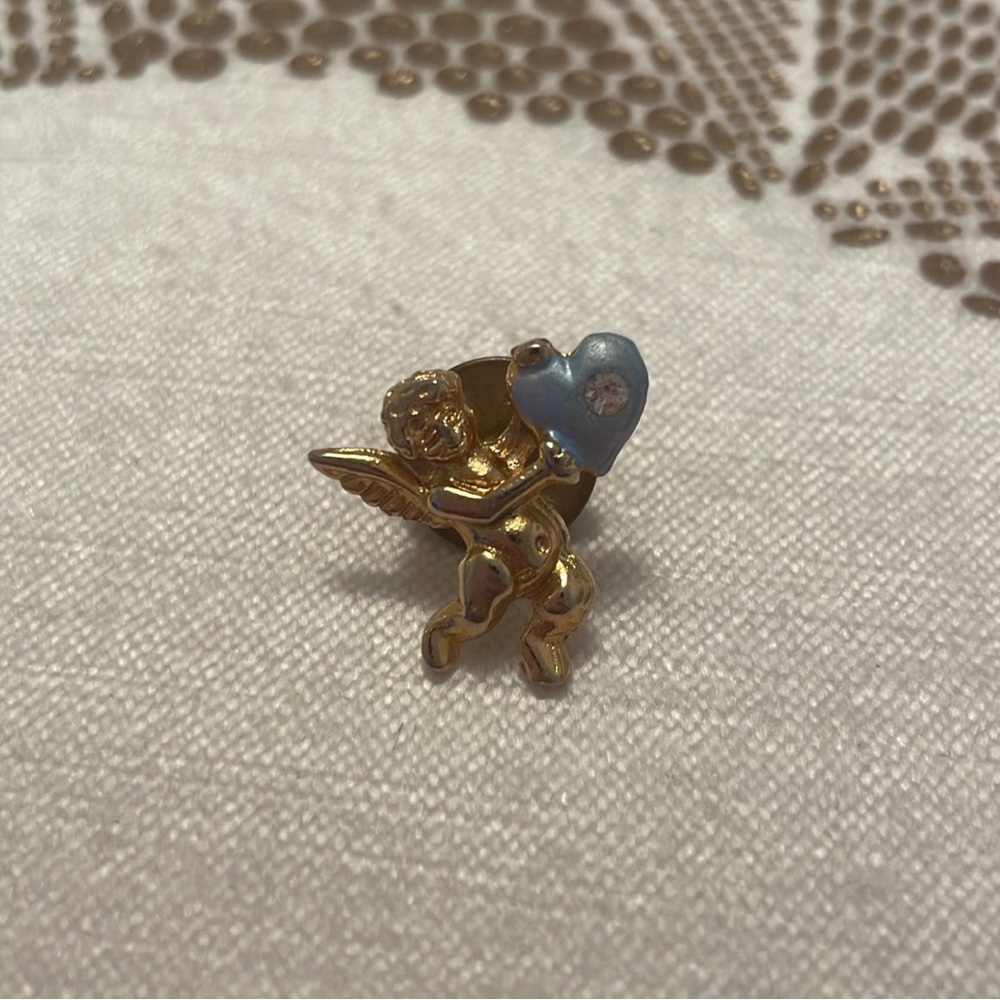 Vintage Angel Cherub Pin